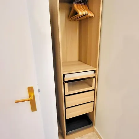 - La Delos - Jacuzzi 2 Places - Centre A Pied - Lit Queen Size - Parking Privee - Wifi - Center Within Walking Distance - * Quimper